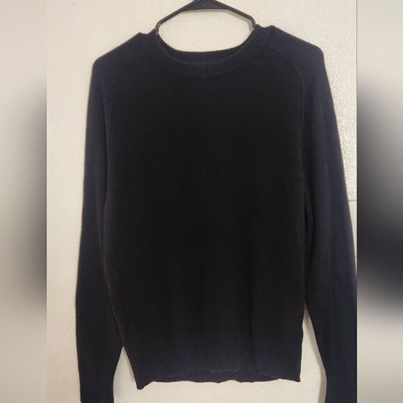 Everlane The Cashmere and Wool Blend Crewneck Black Sweater Size Small - Picture 10 of 10